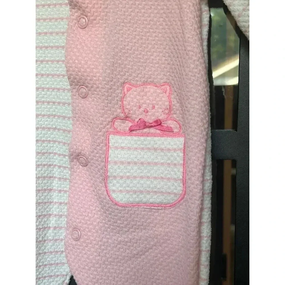Vintage baby girl footie pajamas sleeper embroidered collar teddy bear onesie